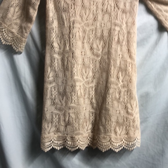 H&M divided cream color knit scalloped edge dress euc sz 4 - Picture 10 of 11